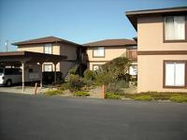 3131 Bayer St APT 1, Marina, CA 93933