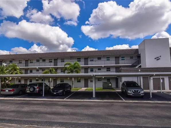 9815 47TH AVENUE N #306, ST PETERSBURG, FL 33708