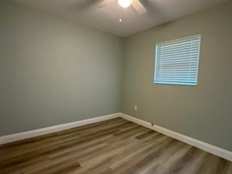 234 Deluna Rd — Photo 10
