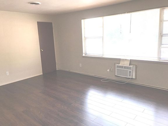 2nd image of 2525 W Wardcliffe Dr