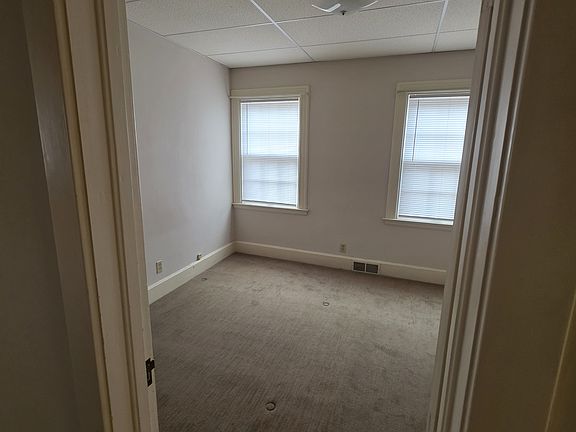 4th image of 1860 G St APT C