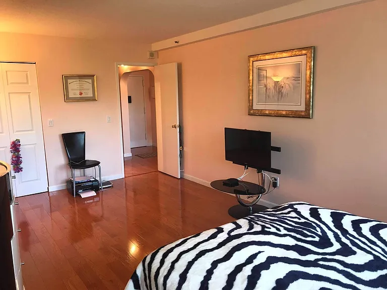 1731 Beacon St #316 — Photo 4