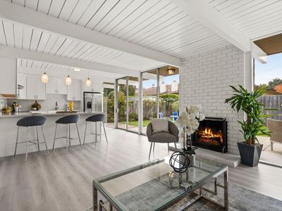 642 Harvester Dr, Foster City, CA, 94404