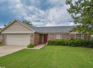 1104 Kenwood Cv, Bryant, AR 72022