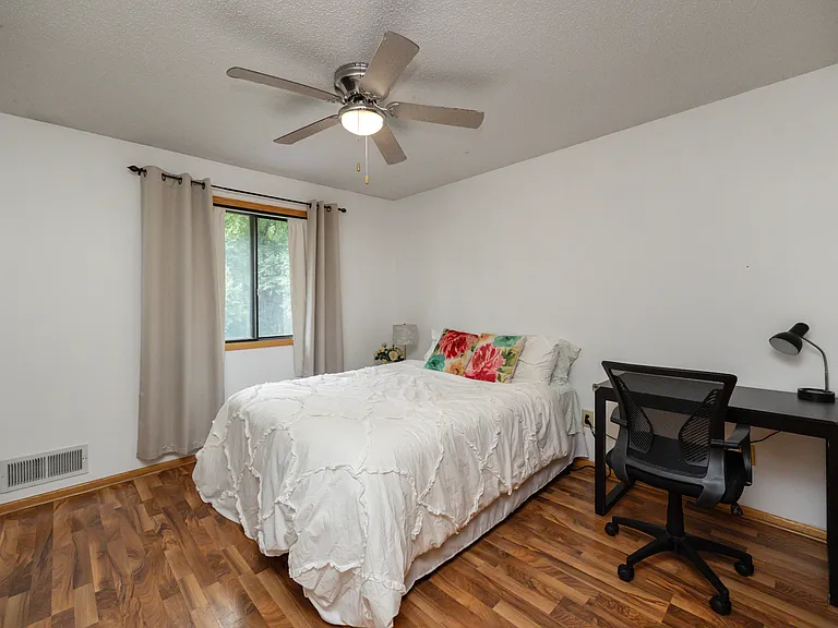 5118 Bel Aire Rd — Photo 6