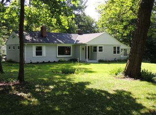 960 Forest Ln, Brookfield, WI 53005