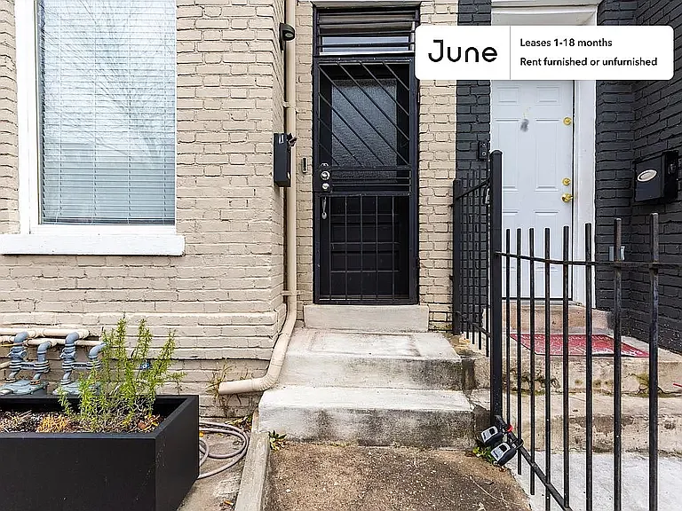 3009 Sherman Ave NW #A — Photo 2