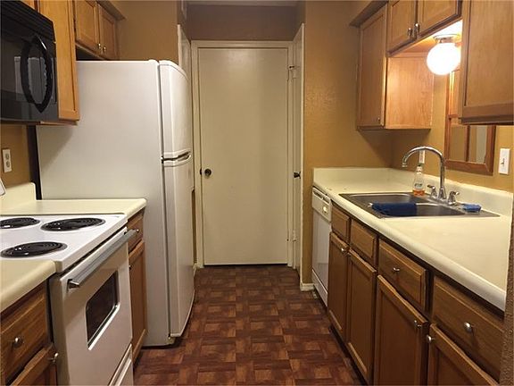 5th image of 9700 Leawood Blvd APT 1506
