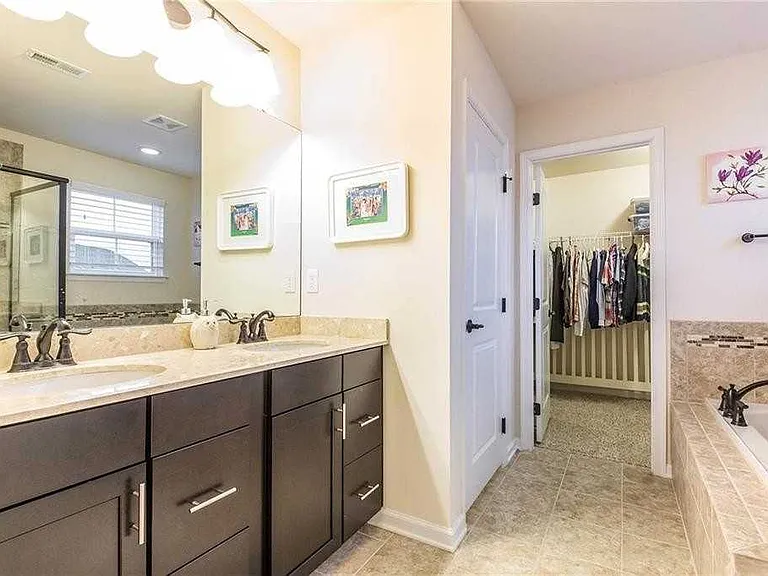 1351 Yellow Springs Dr — Photo 22