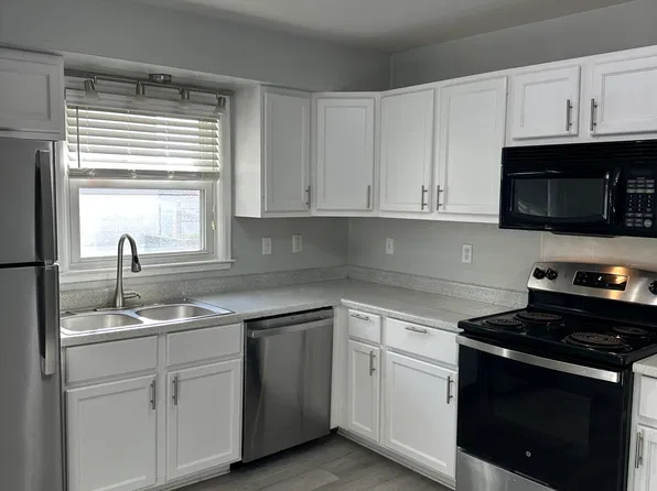 3463A N 98th St #3463, Milwaukee, WI 53222