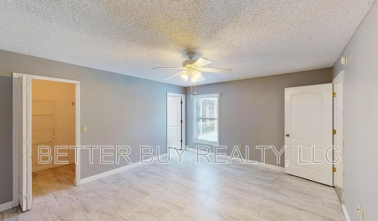 21 Palermo Ln — Photo 24