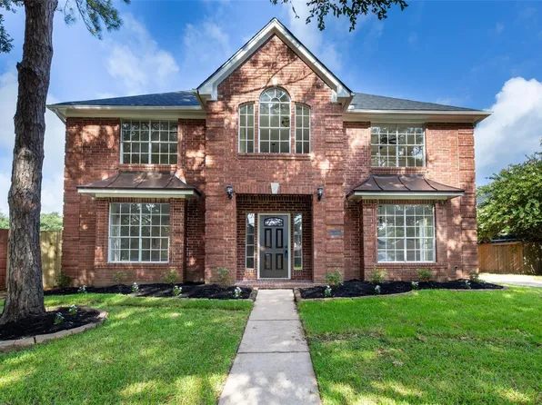 3230 Serene Oak Dr, Sugar Land, TX 77478