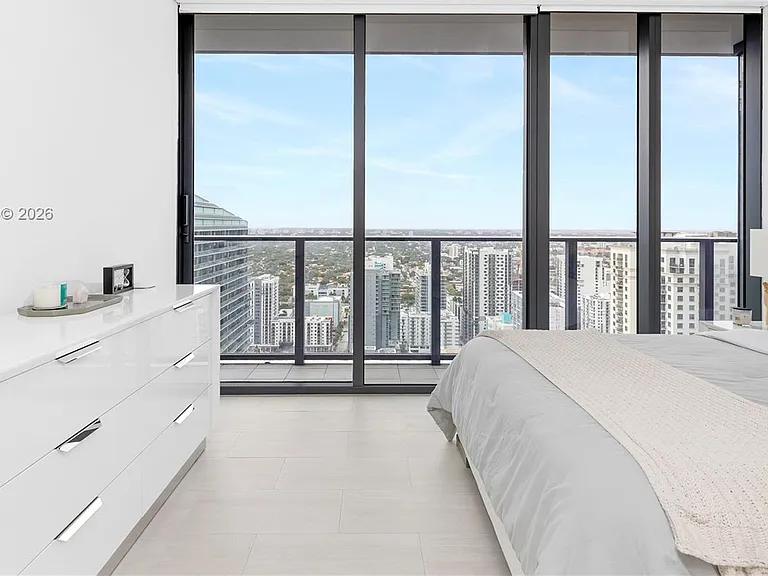 1000 Brickell Plz #3902 — Photo 23