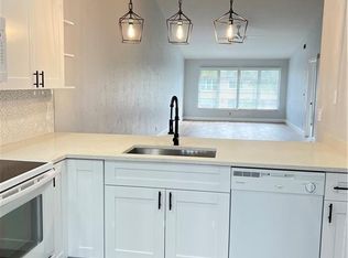 4100 Looking Glass Ln #8, Naples, FL 34112