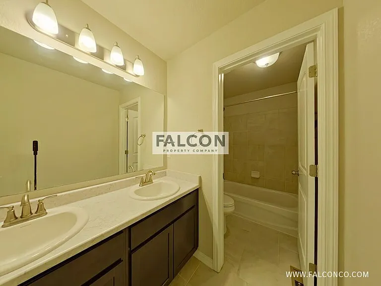 8335 Graphite Dr — Photo 13