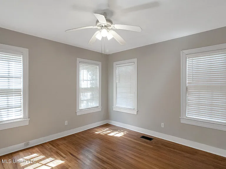 4097 Redwing Ave — Photo 16