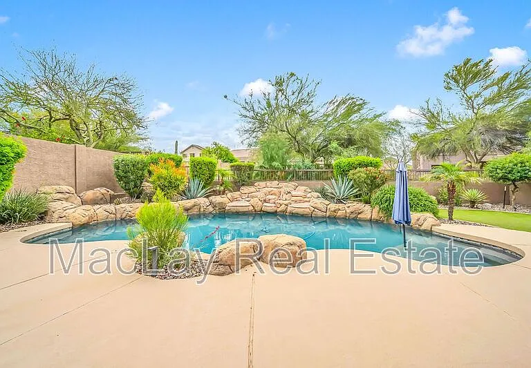 7259 E Tyndall St — Photo 2