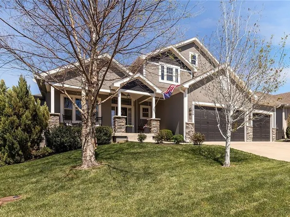 12916 W 169th St, Overland Park, KS 66221