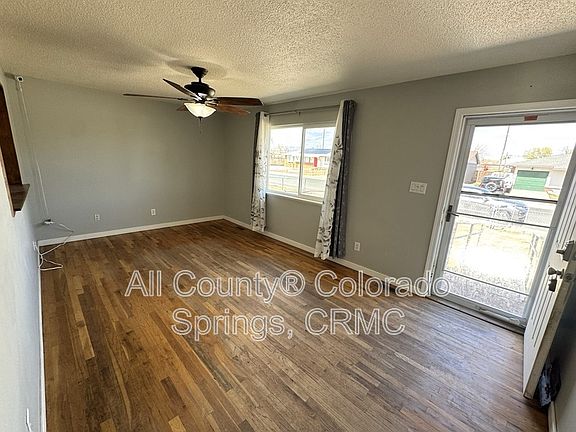 2nd image of 2510 Ivanhoe Dr