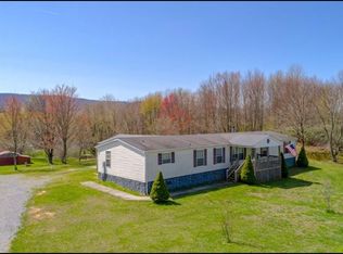 415 Zoo Ln, Tazewell, VA 24651