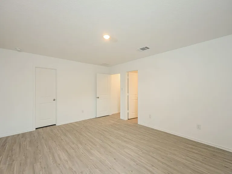 10727 Hernando Ct — Photo 8