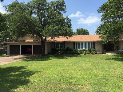 710 Magnolia St, Jacksboro, TX, 76458