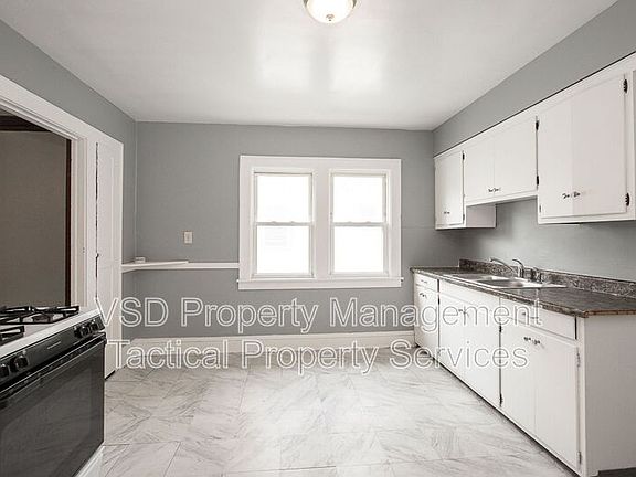 5th image of 4024 E 143rd St #Up