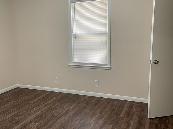 5th image of 1217 Roosevelt St #21219