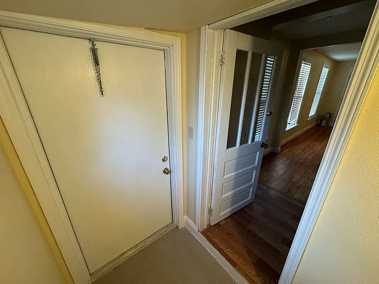 10 Olive St — Photo 17