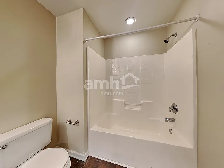 126 Avalon Rd — Photo 19