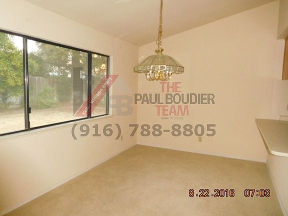 3rd image of 1463 Willow Springs Dr