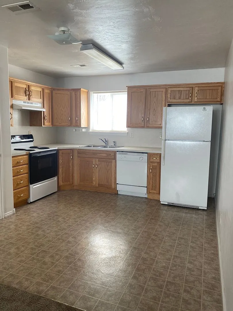 A127ND — Photo 2
