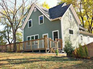 219 W 3rd St, Onaga, KS 66521