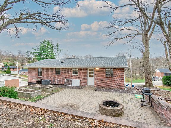4th image of 2110 Buehrle Dr