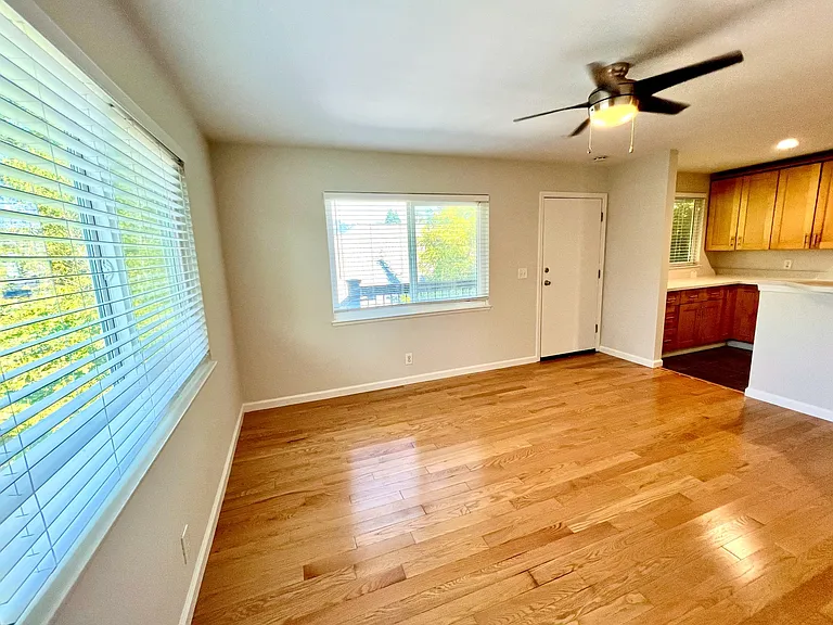 1711 Blake St #3B — Photo 5