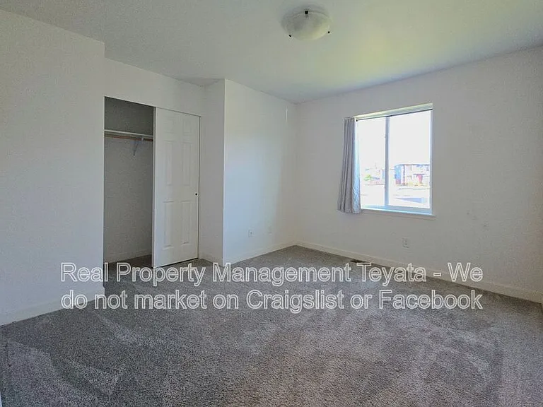 6270 Fernridge Dr — Photo 8