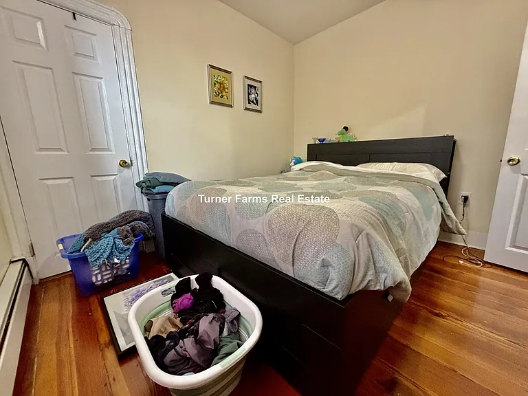 1056 Cambridge St #4F — Photo 7