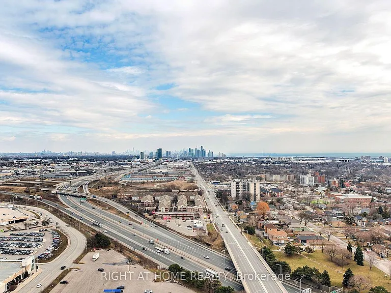 215 Sherway Gardens Rd #Penthouse 101 — Photo 13