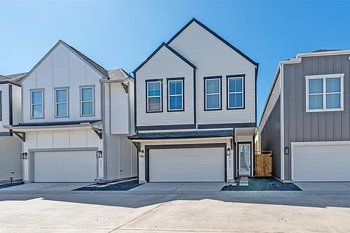 8423 Berry Brush Ln Photo 1