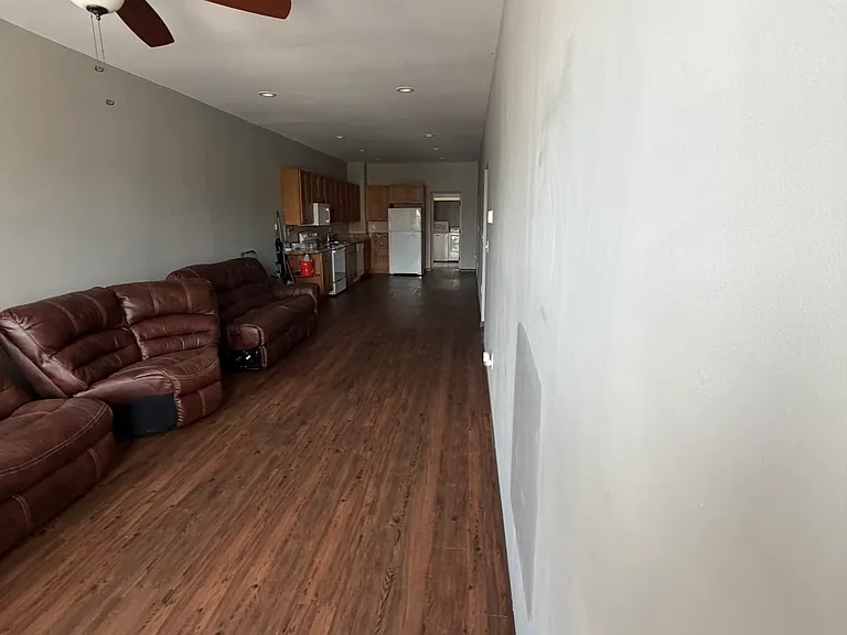 128 Glen St #1 — Photo 6