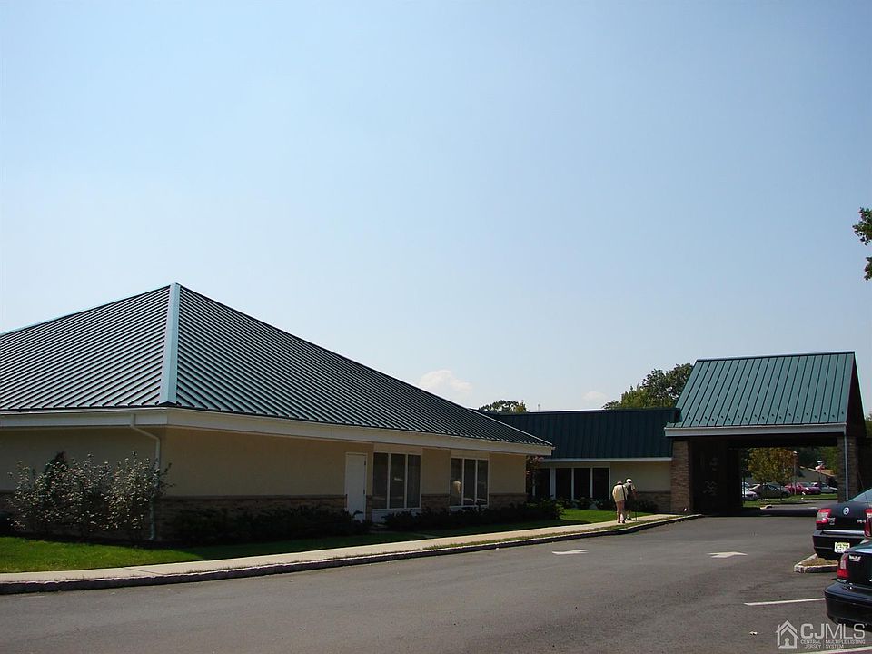 2nd image of 829 D Deal Rd #829D