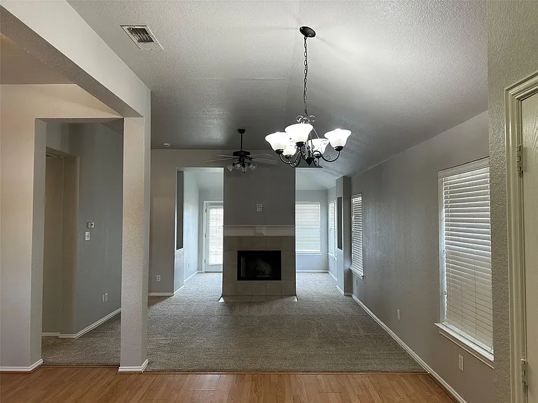 529 Port Allen Dr — Photo 3