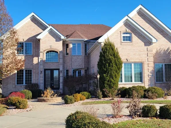 9733 Laurel Ct, Munster, IN 46321