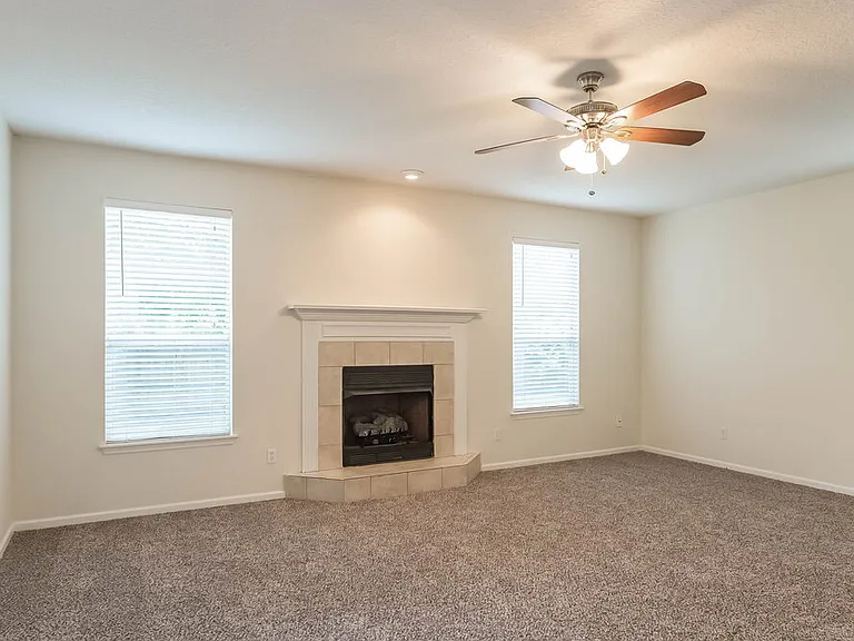2749 Indigo Hills Ct — Photo 4