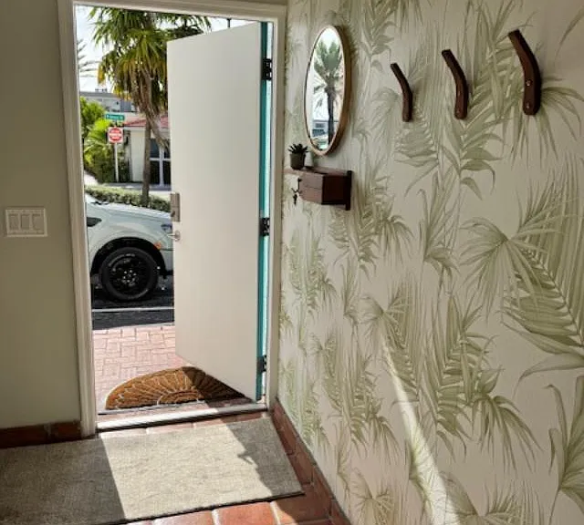 1800 N Ocean Dr #203 — Photo 4