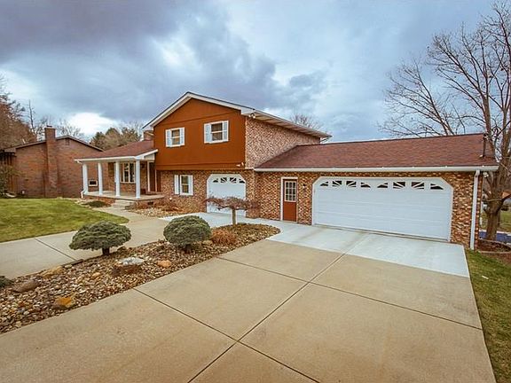 Such curb appeal... and 3.5 stall garage space!