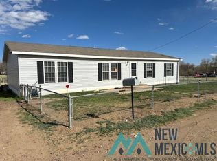 221 E 11th St, Raton, NM 87740