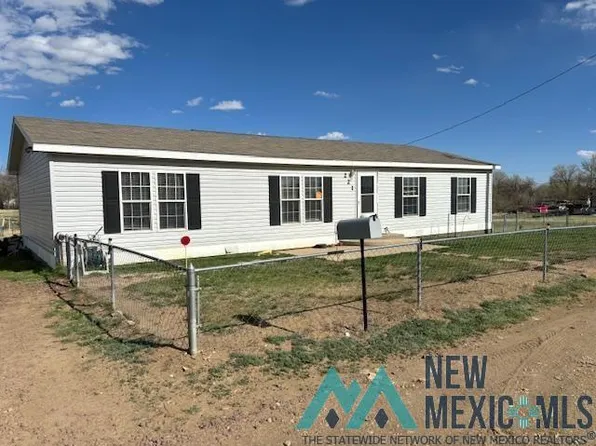 221 E 11th St, Raton, NM 87740