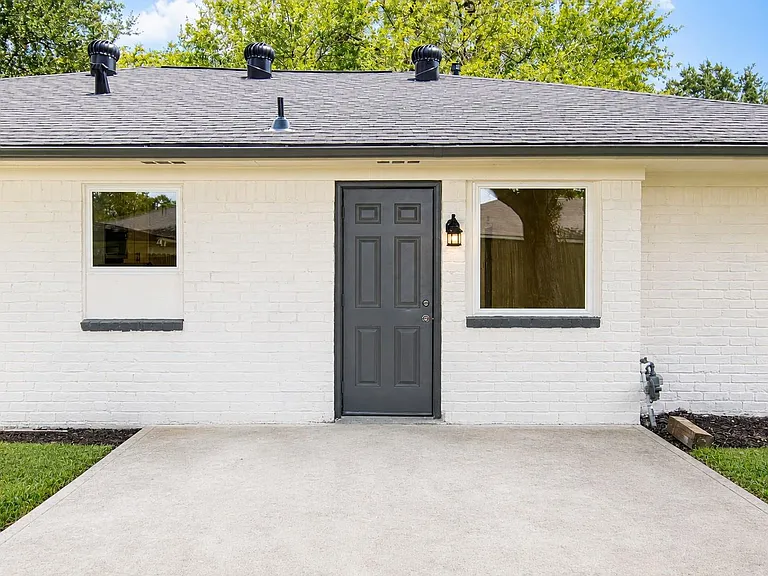 13619 Elm Ct — Photo 32