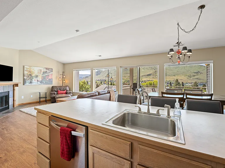 808 W Manson Rd #C303 — Photo 15
